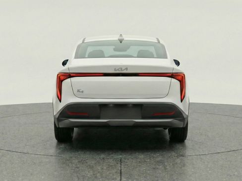 Used 2025 Kia K4 FWD image 7