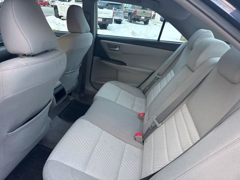 Used 2017 Toyota Camry LE image 8