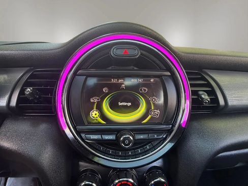 Used 2015 MINI Cooper 2-Door Hardtop FWD image 21