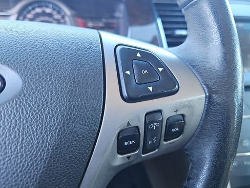 Used 2013 Ford Taurus Limited image 24