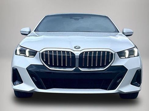 Certified 2026 BMW 550e xDrive AWD/4WD image 3