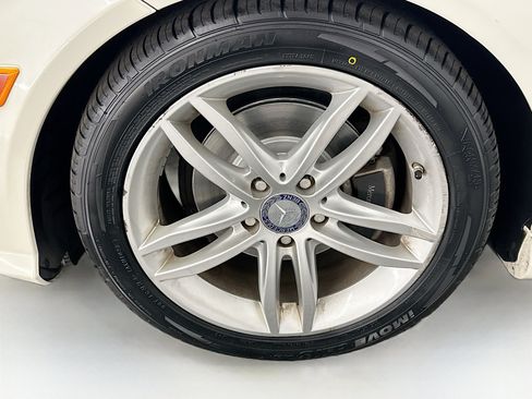 Used 2012 Mercedes-Benz C 300 4MATIC Sedan image 11