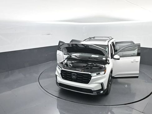 Used 2024 Honda Pilot Elite image 41