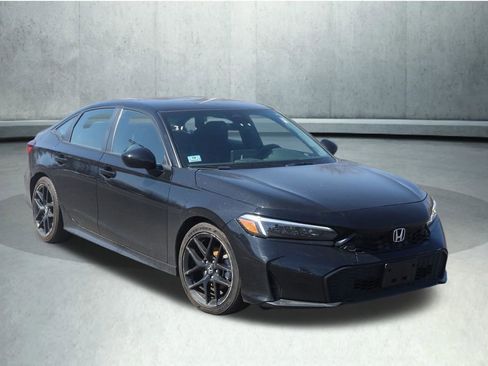 Used 2025 Honda Civic Sport image 10