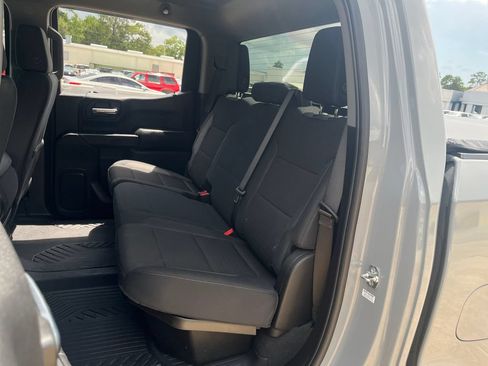 Used 2025 Chevrolet Silverado 1500 Custom Trail Boss w/ LPO, Dark Essentials Package AWD/4WD image 25
