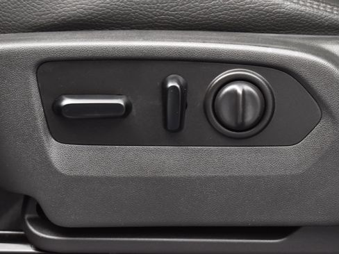 Used 2020 GMC Sierra 2500 Denali w/ Denali Ultimate Package image 9