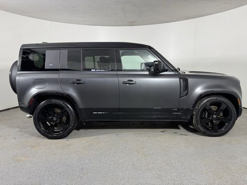 Used 2024 Land Rover Defender 110 Carpathian Edition image 5