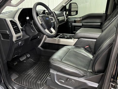 Used 2018 Ford F250 Lariat w/ Lariat Ultimate Package AWD/4WD image 10