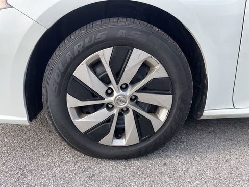 Used 2024 Nissan Altima 2.5 S image 20