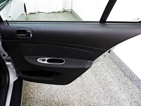 Used 2010 Chevrolet Cobalt LT FWD image 12