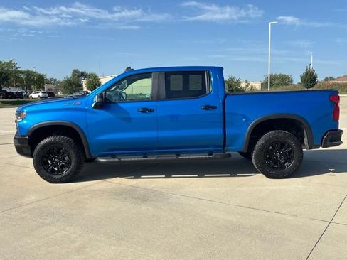 Used 2023 Chevrolet Silverado 1500 ZR2 w/ Technology Package AWD/4WD image 47