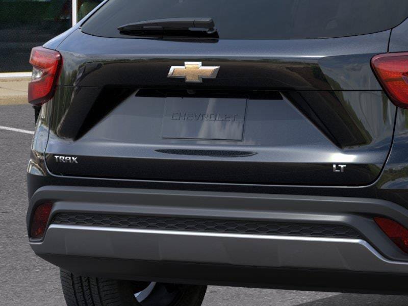 New 2026 Chevrolet Trax LT w/ LT Convenience Package FWD image 14