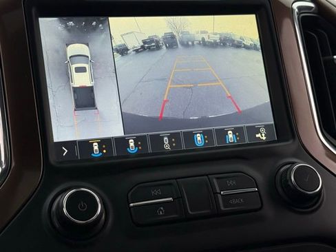 Used 2019 Chevrolet Silverado 1500 High Country w/ Technology Package image 6