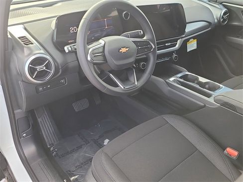 New 2026 Chevrolet Equinox EV LT image 21