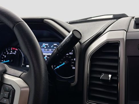 Used 2020 Ford F250 Lariat w/ Lariat Ultimate Package image 21