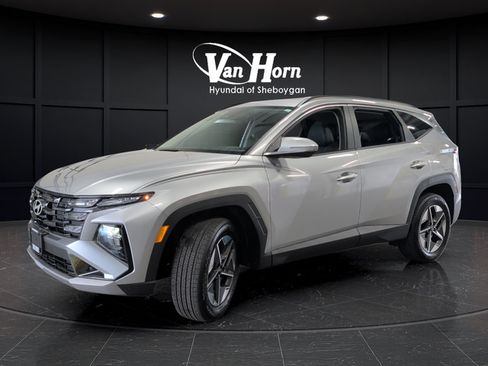 Used 2025 Hyundai Tucson SEL AWD/4WD image 3