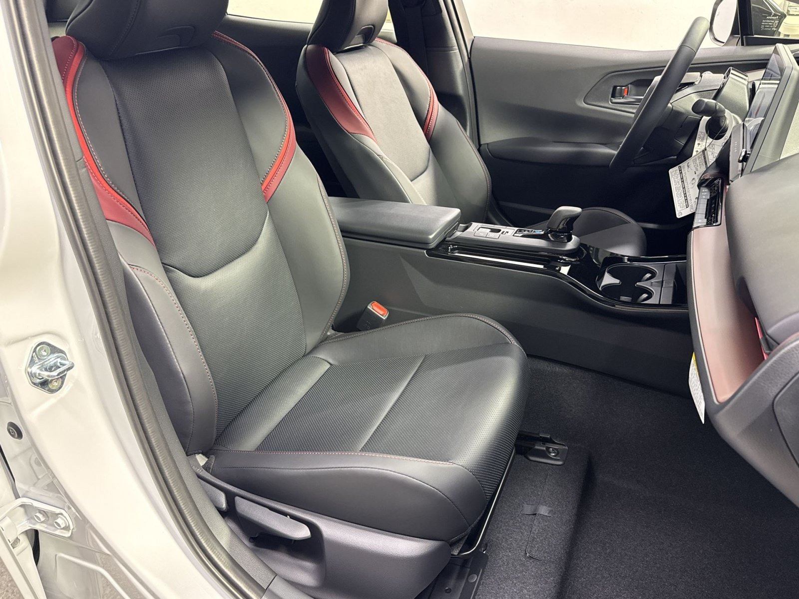 New 2027 Toyota Prius Plug-In Hybrid w/ Limited Premium Package FWD image 35