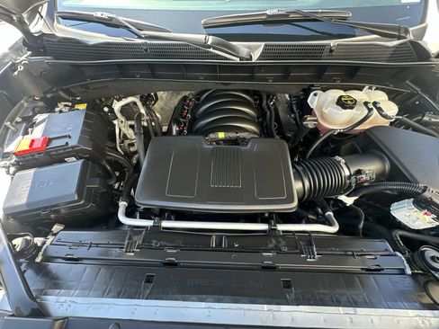Used 2024 GMC Sierra 1500 AT4 w/ Technology Package AWD/4WD image 33
