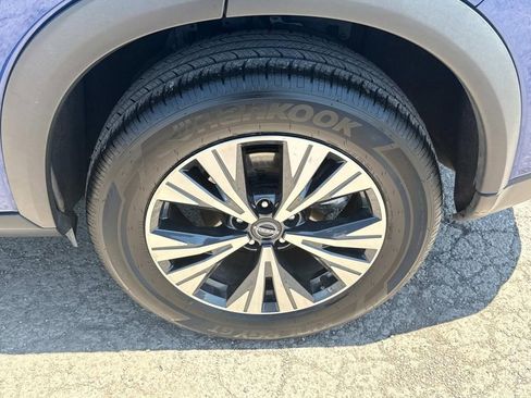 Used 2023 Nissan Rogue SV image 21