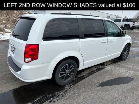 Used 2018 Dodge Grand Caravan SXT w/ Blacktop Package image 7