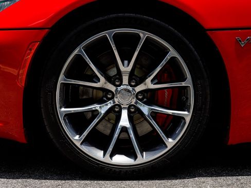 Used 2017 Dodge Viper GTC RWD image 32
