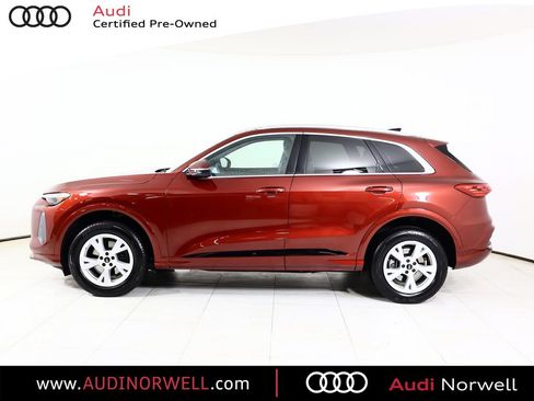 Certified 2025 Audi Q5 Premium AWD/4WD image 12