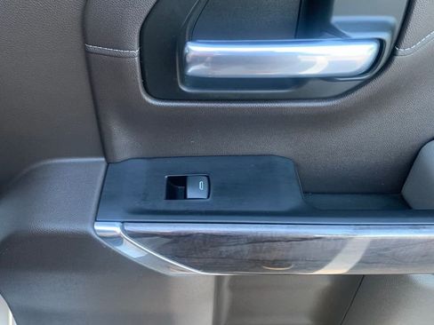 Used 2019 Chevrolet Silverado 1500 LTZ w/ LTZ Premium Package image 14