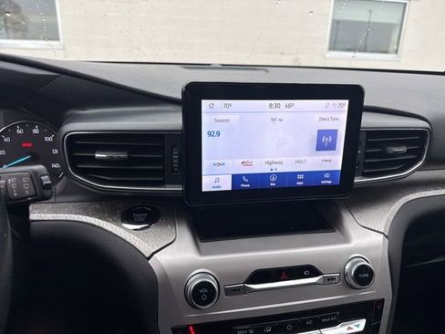 Used 2022 Ford Explorer Timberline image 11