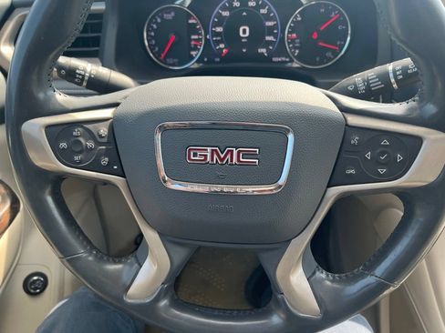 Used 2020 GMC Acadia Denali FWD image 12
