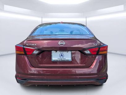 Used 2024 Nissan Altima 2.5 SV