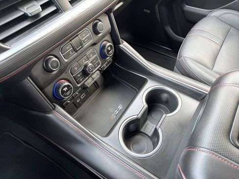 Used 2022 Chevrolet Tahoe RST w/ Sport Performance Package image 7