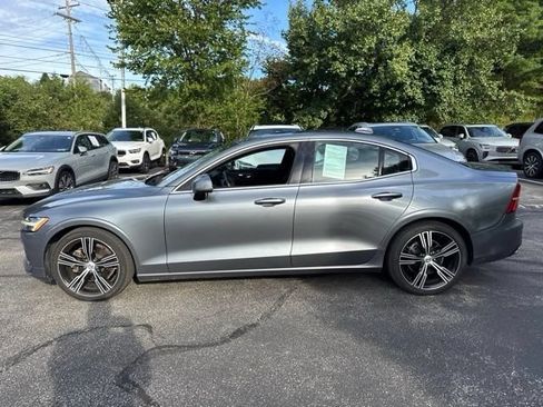 Used 2021 Volvo S60 T5 Inscription AWD/4WD image 3