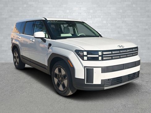 New 2026 Hyundai Santa Fe SE image 2