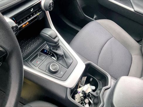 Used 2025 Toyota RAV4 LE image 16