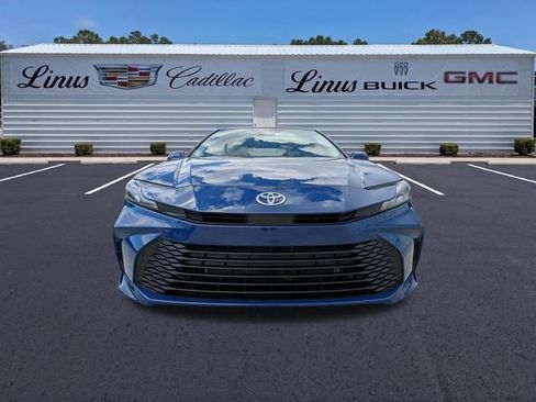 Used 2026 Toyota Camry LE FWD image 9