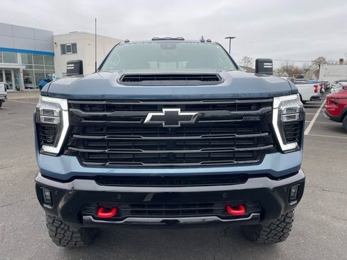 Used 2025 Chevrolet Silverado 2500 LTZ w/ Trail Boss Package image 3