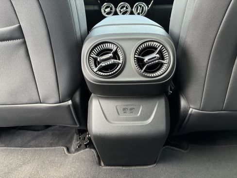 Used 2024 Chevrolet Blazer EV LT AWD/4WD image 17
