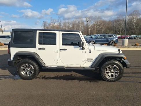 Used 2017 Jeep Wrangler Unlimited Sport w/ Quick Order Package 24S image 4
