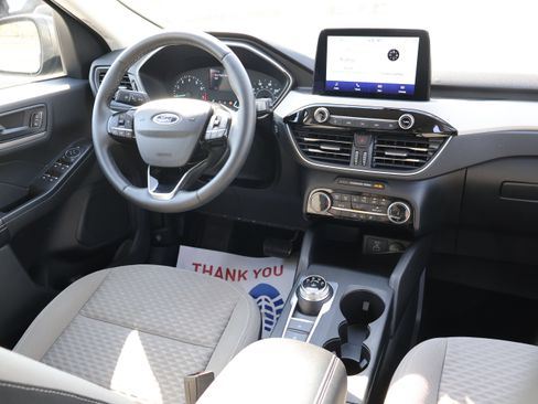 Used 2022 Ford Escape SE w/ Convenience Package image 16