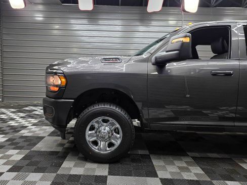 Used 2024 RAM 2500 Tradesman AWD/4WD image 39