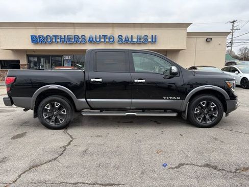 Used 2021 Nissan Titan Platinum Reserve w/ Moonroof Package AWD/4WD image 13