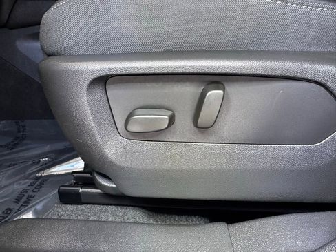 Used 2023 Buick Envision Preferred w/ Sport Touring Package AWD/4WD image 21