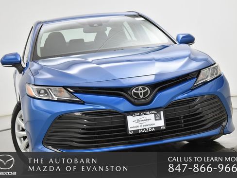 Used 2019 Toyota Camry LE w/ Convenience Package image 4
