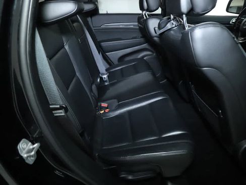 Used 2021 Jeep Grand Cherokee Limited w/ Trailer Tow Group IV image 33