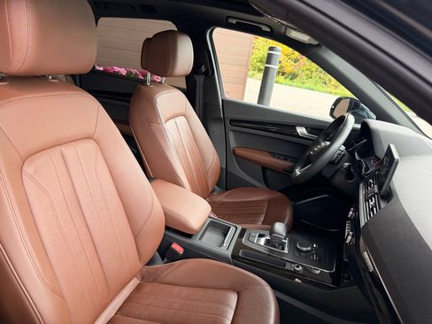 Used 2019 Audi Q5 2.0T Premium image 17