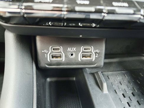 Used 2025 Dodge Durango R/T AWD/4WD image 36
