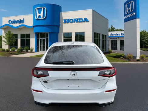 Used 2024 Honda Civic Sport image 5