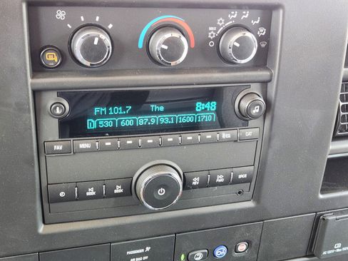 New 2025 GMC Savana 2500 Extended w/ Driver Convenience Package image 15