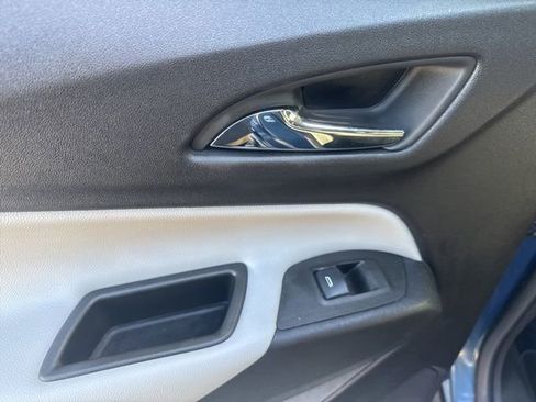 Used 2024 Chevrolet Equinox LS w/ LS Convenience Package AWD/4WD image 26