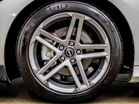 Used 2025 Nissan Z Sport w/ Floor Mat Package RWD image 34